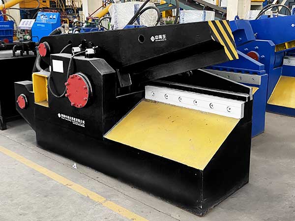 Q43-160 Alligator Shear