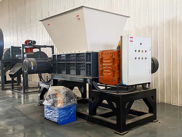 DS40130 Series Twin Shaft Shredder